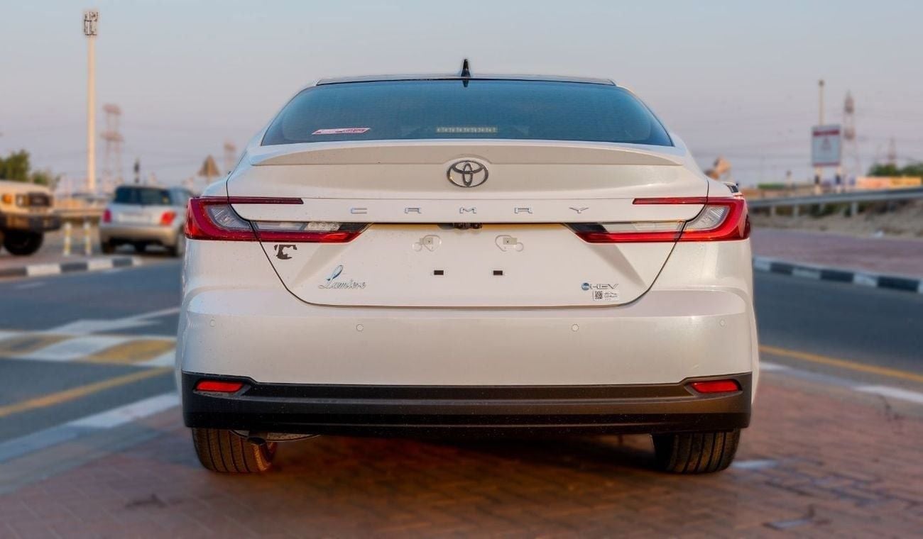 تويوتا كامري Toyota Camry Lumiere 2.5L HEV Full option - GCC (Export Price)