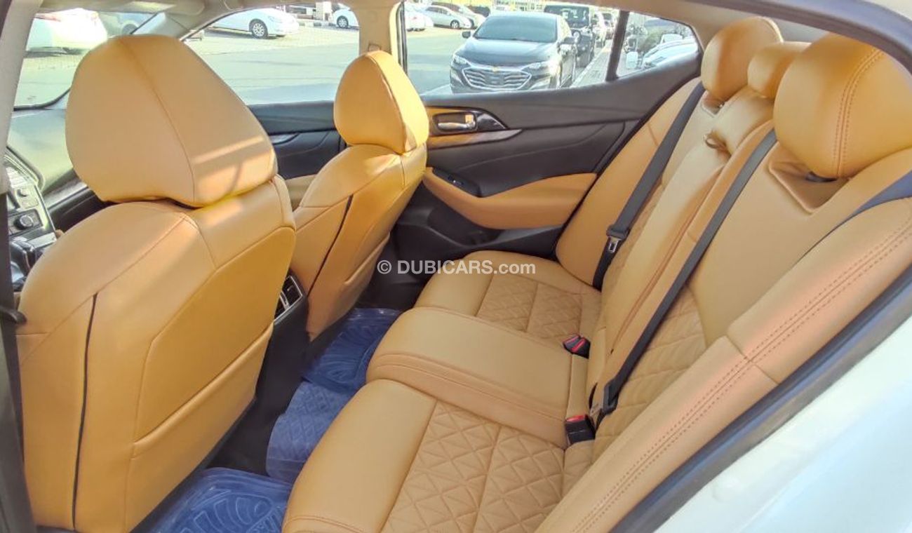 Nissan Maxima Platinum