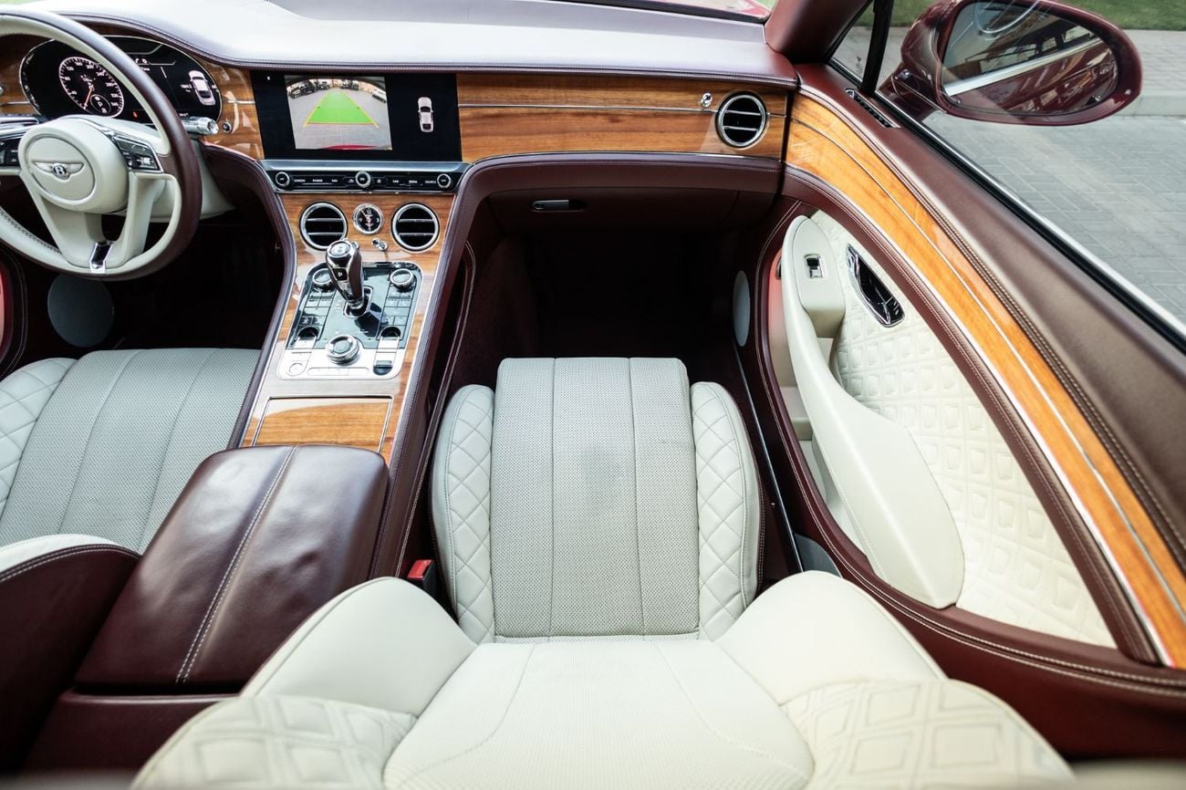 Bentley Continental GT 6.0L W12 (626 HP)