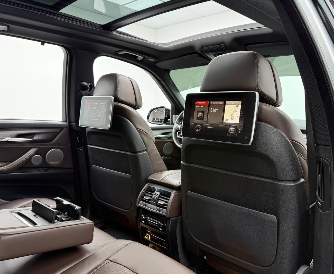 بي أم دبليو X5 50i M Sport 4.4L 2018 BMW X5 xDrive50i M-Sport, Full Service History, Fully Loaded, Excellent Condit