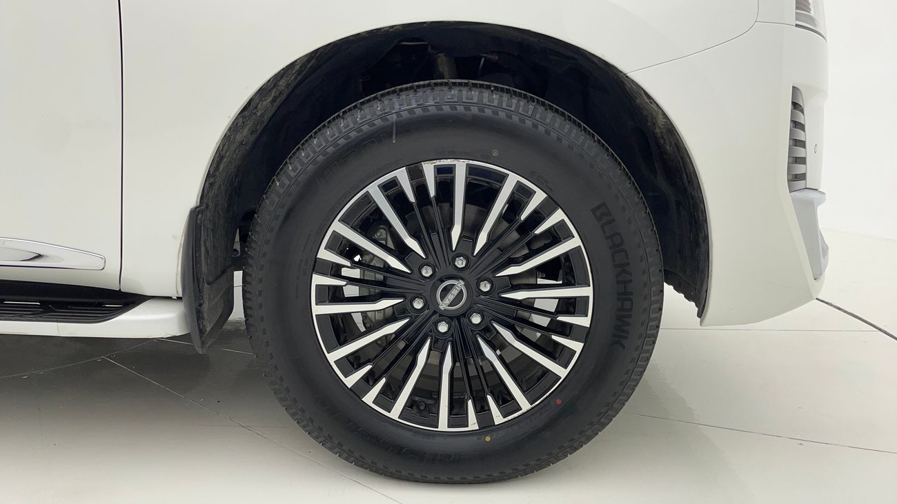 نيسان باترول LE PLATINUM 5.6 | بدون دفعة مقدمة | اختبار قيادة مجاني للمنزل