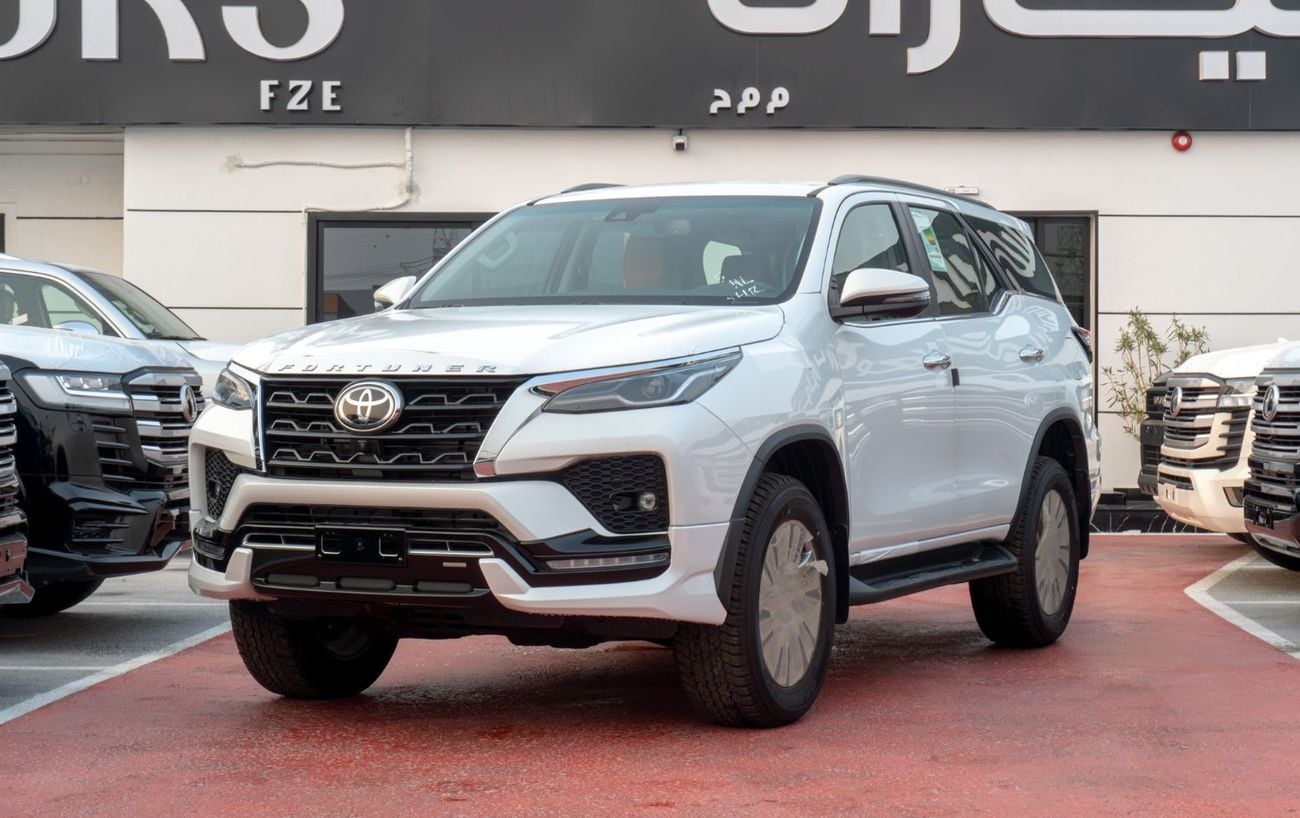 Toyota Fortuner SR5