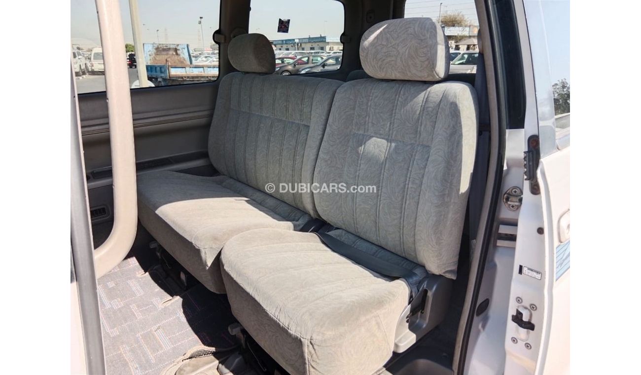 Toyota Noah TOYOTA NOAH RIGHT HAND DRIVE (PM1350)