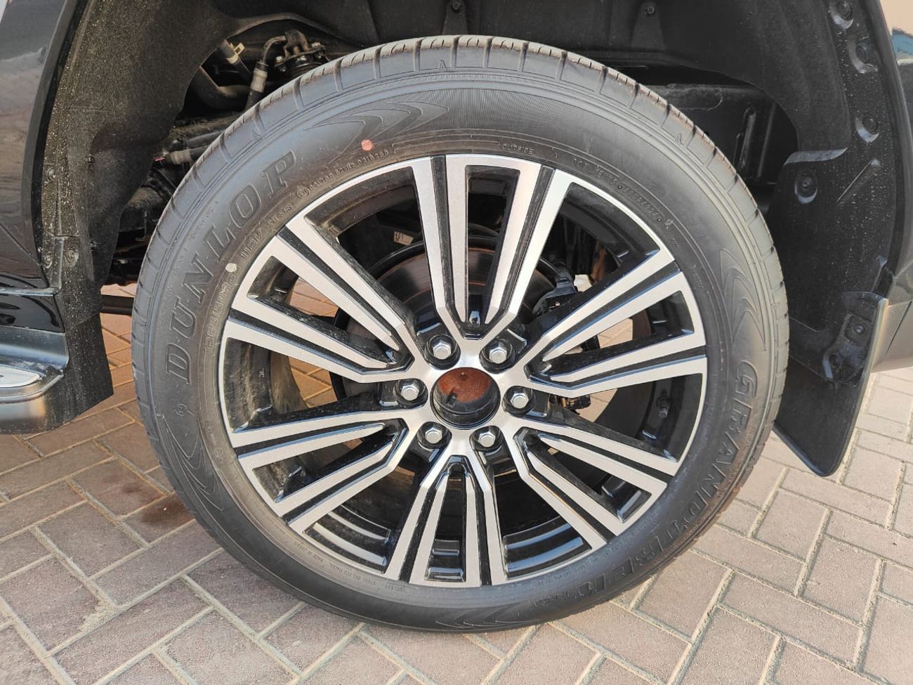 لكزس LX 600 2026 Lexus LX600 Signature (7-Seater) 3.5L V6 Twin-Turbo Petrol A/T 4WD Export Only