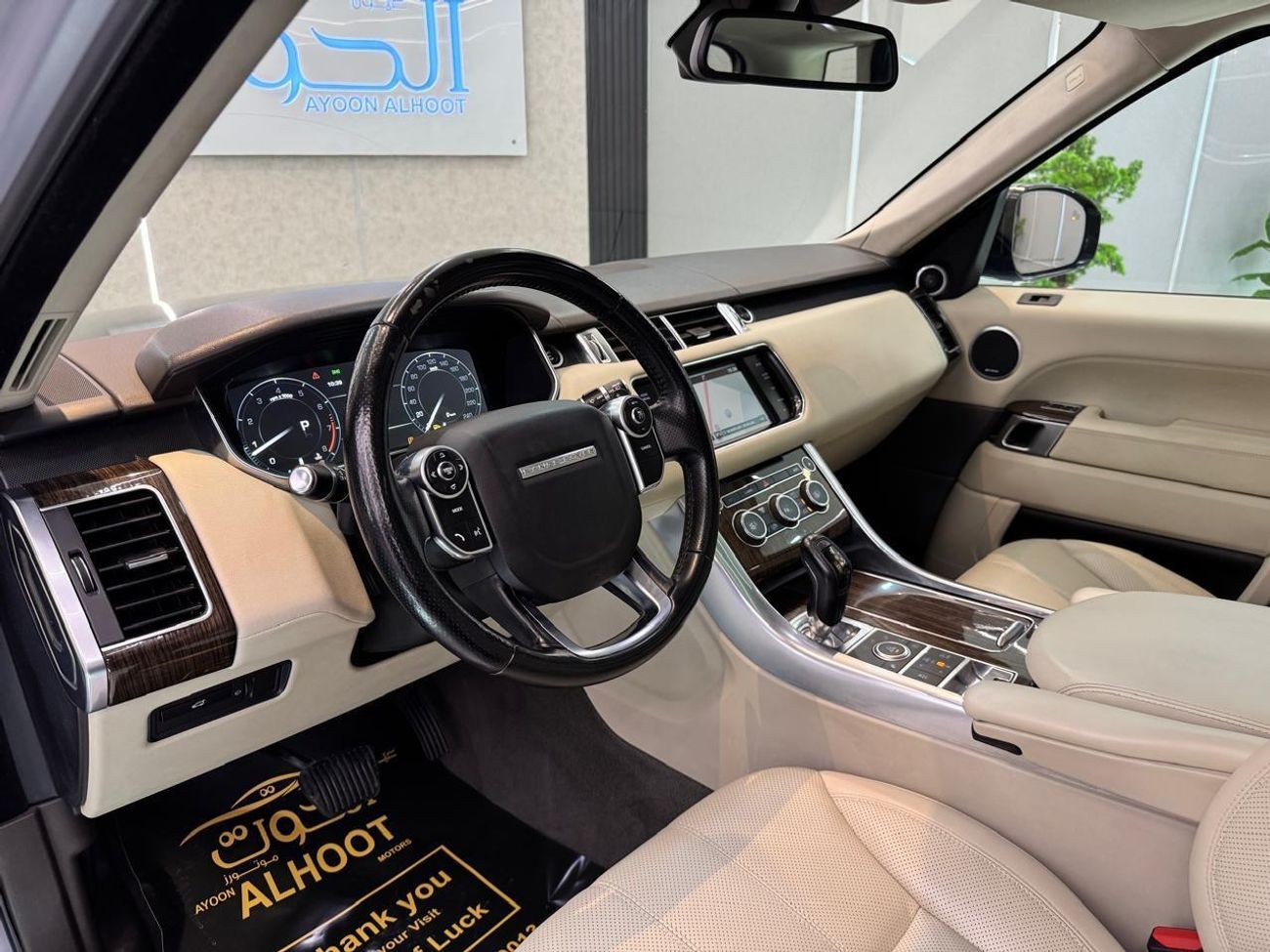 Land Rover Range Rover Sport Supercharged 5.0L ICONIC RANGE ROVER SPORT || STYLISH AND VERSATILE || GCC || PERFECT CONDITIONS ||