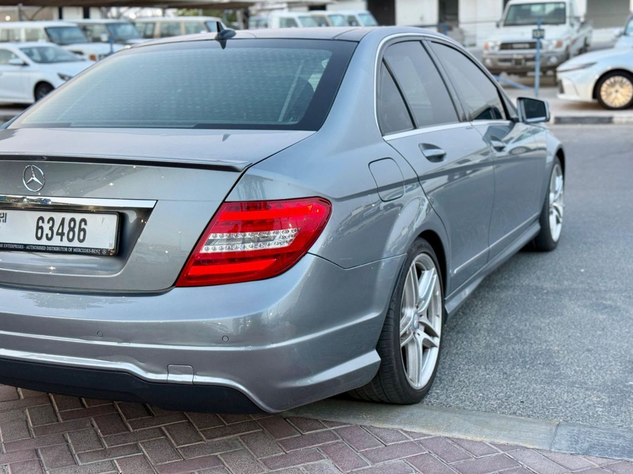 Mercedes-Benz C 200 C200