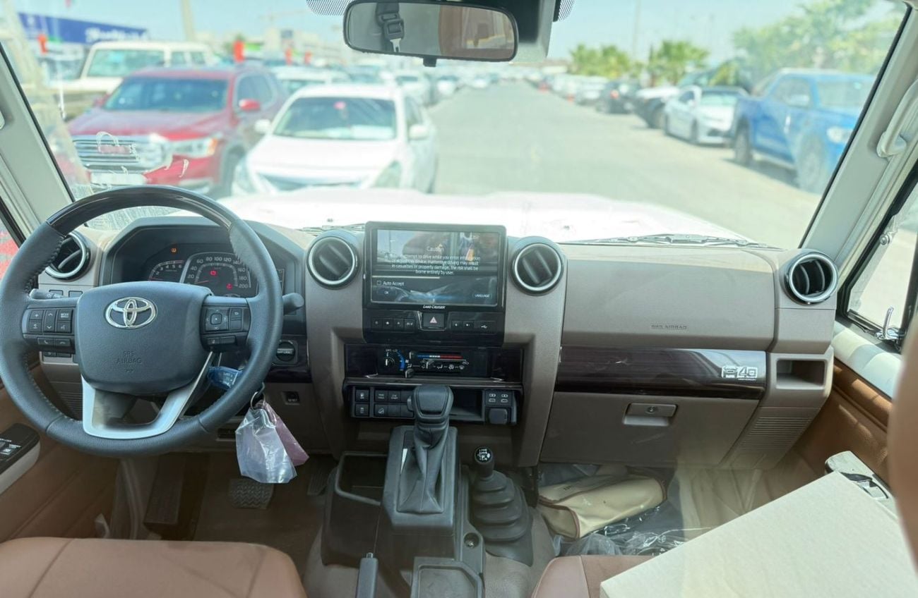 تويوتا لاند كروزر بيك آب TOYOTA LC79 PICKUP S/C , 2.8L Diesel A/T , FULL OPTION , MY25