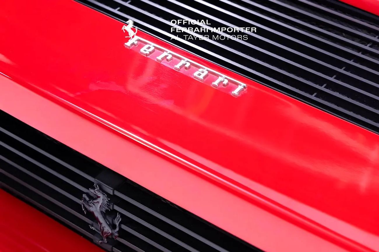 Ferrari Testarossa Drive the Legend: Classiche MY in Rosso Corsa