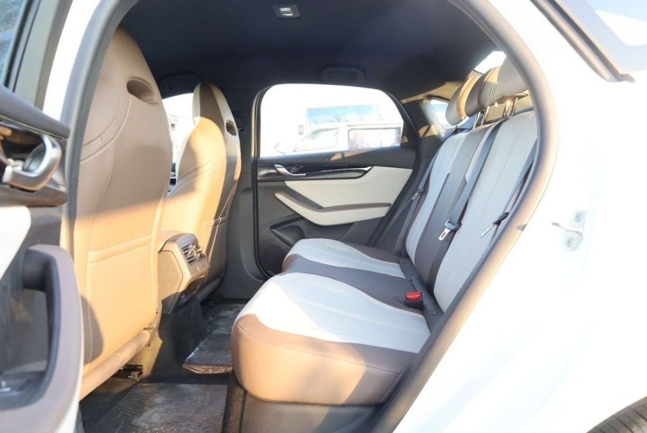 بي واي دي كين بلاس BYD QIN PLUS 2024 1.5L هجين 2024