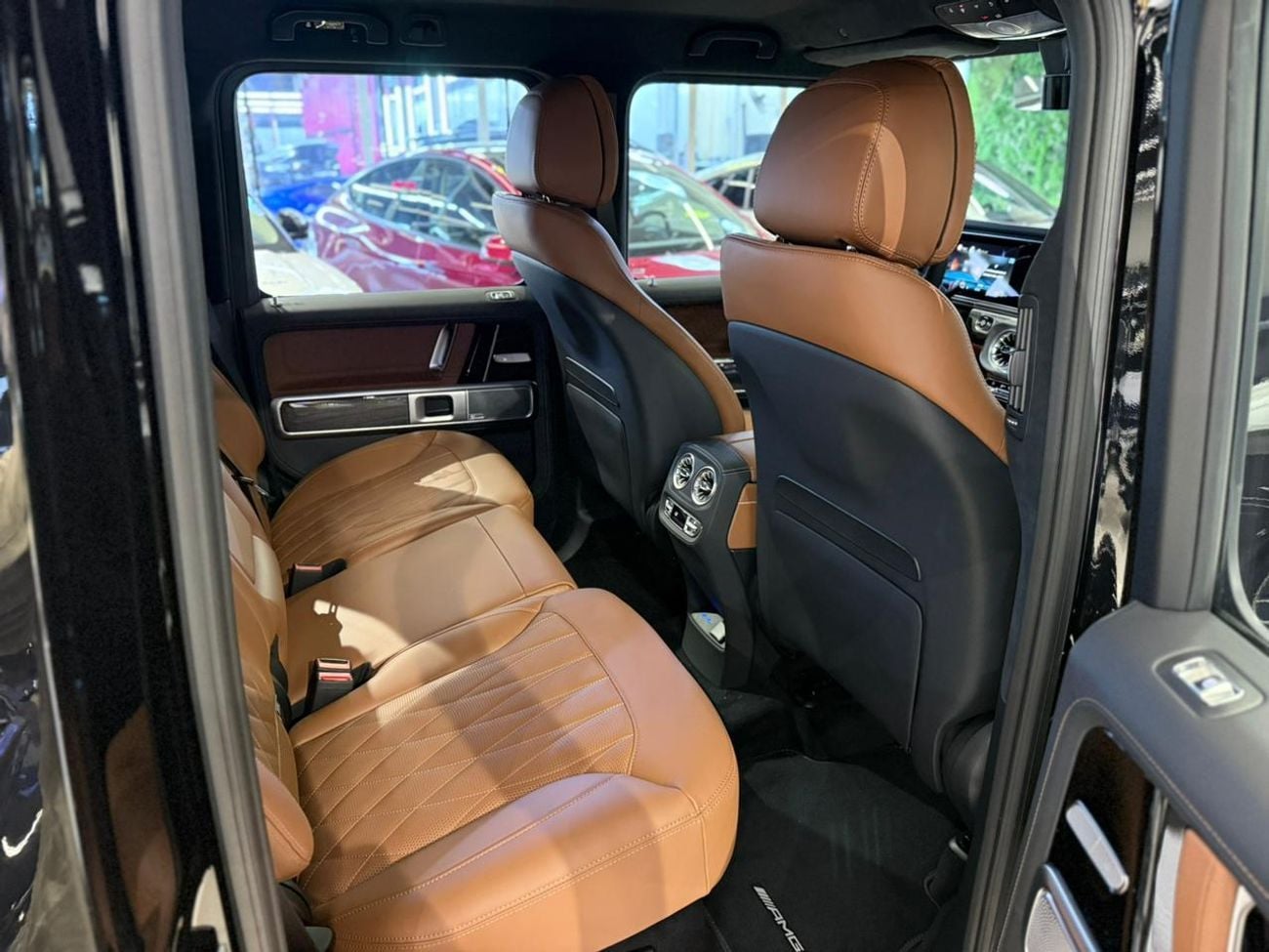 مرسيدس بنز G 63 AMG 2026 Mercedes-Benz G63 AMG - GCC - 5 Years Warranty from Dealership - Double Night Package