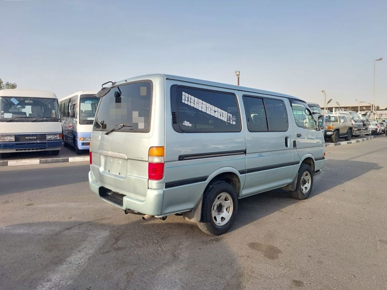 Toyota Hiace TOYOTA HIACE VAN RHD 1999 MODEL 3.0 L DIESEL MANUAL(PM01625)