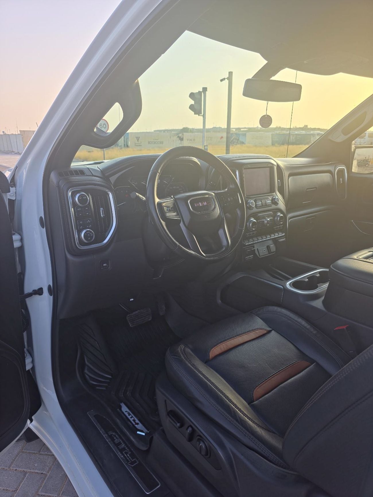 GMC Sierra 1500 REG/CAB AT4