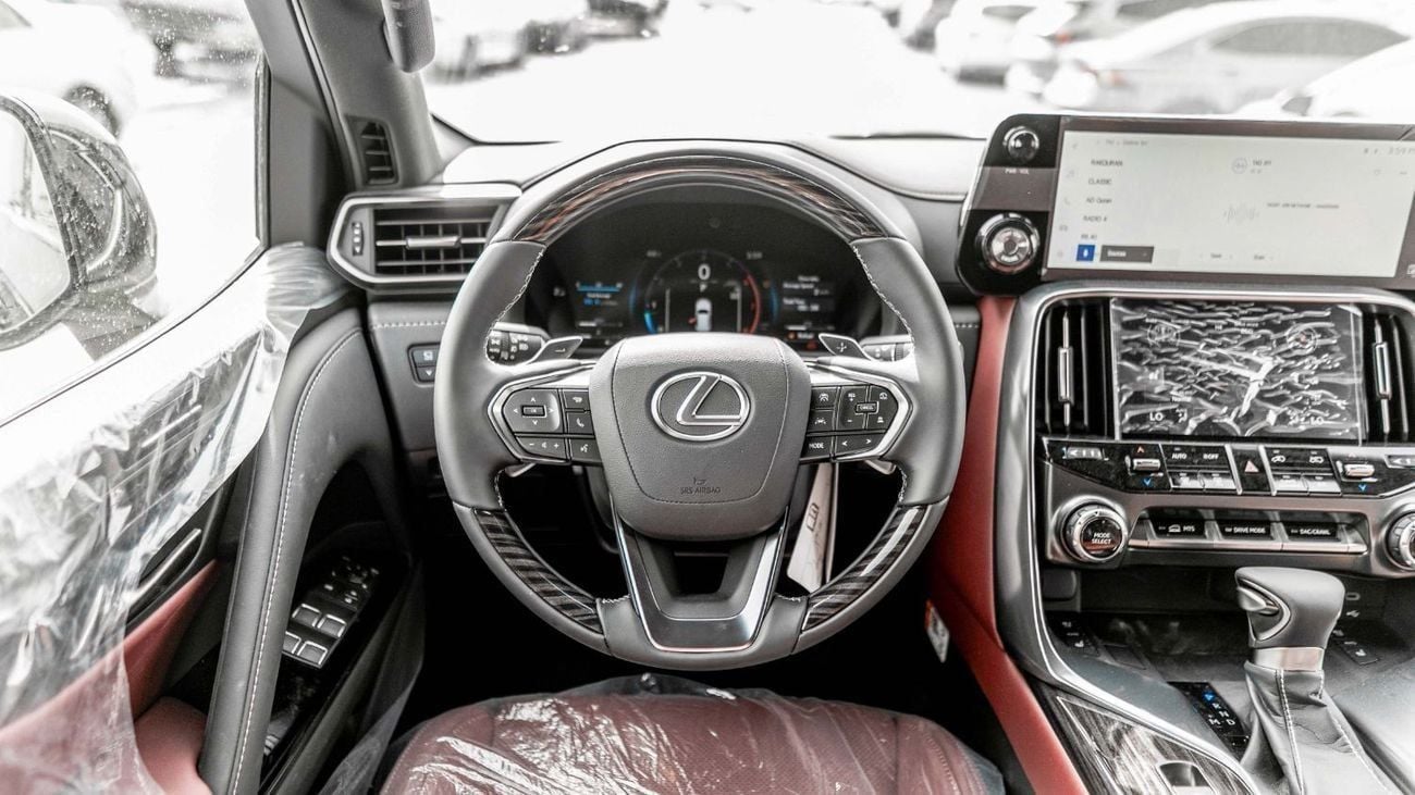 لكزس LX 600 SIGNATURE 2026 Lexus LX600 Signature 3.5L AT Petrol (Black-Red)