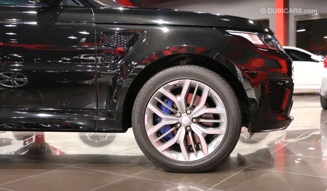 Land Rover Range Rover Sport SVR