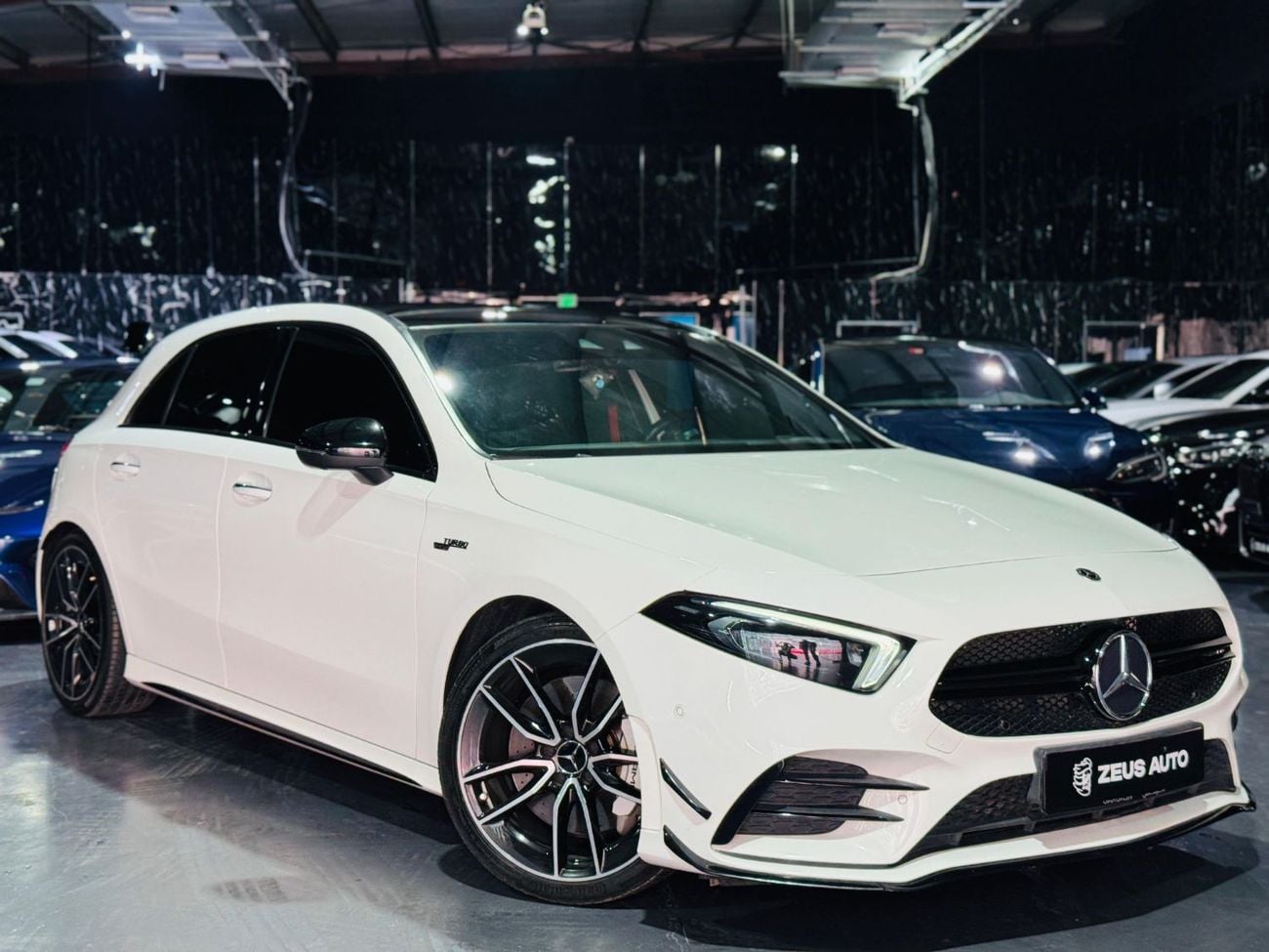 Mercedes-Benz A 35 AMG 4MATIC Hatchback 2022 Mercedes Benz A35 AMG, Dec 2026 Mercedes Warranty + Service Pack, GCC