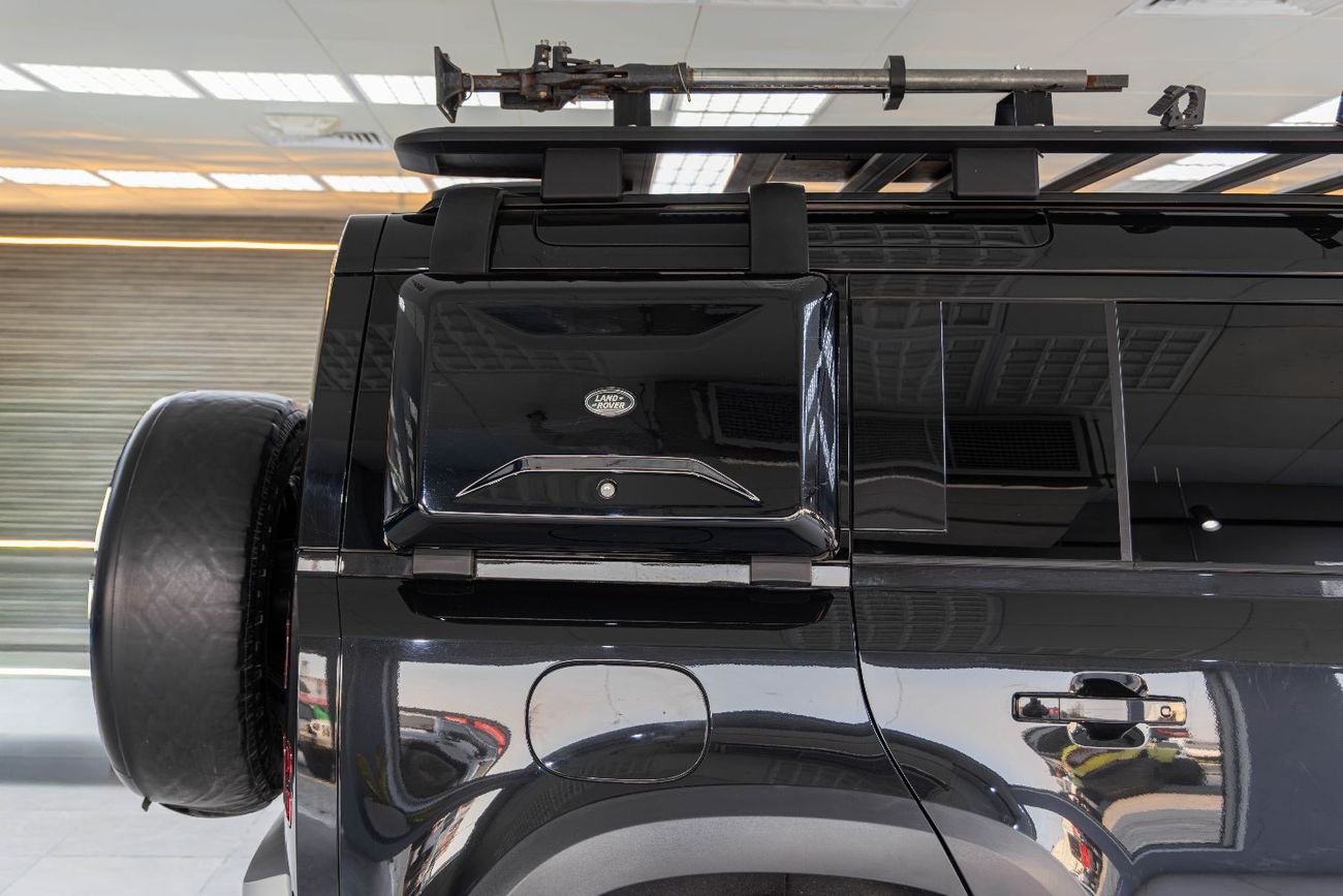 Land Rover Defender 110 S P300 2.0L