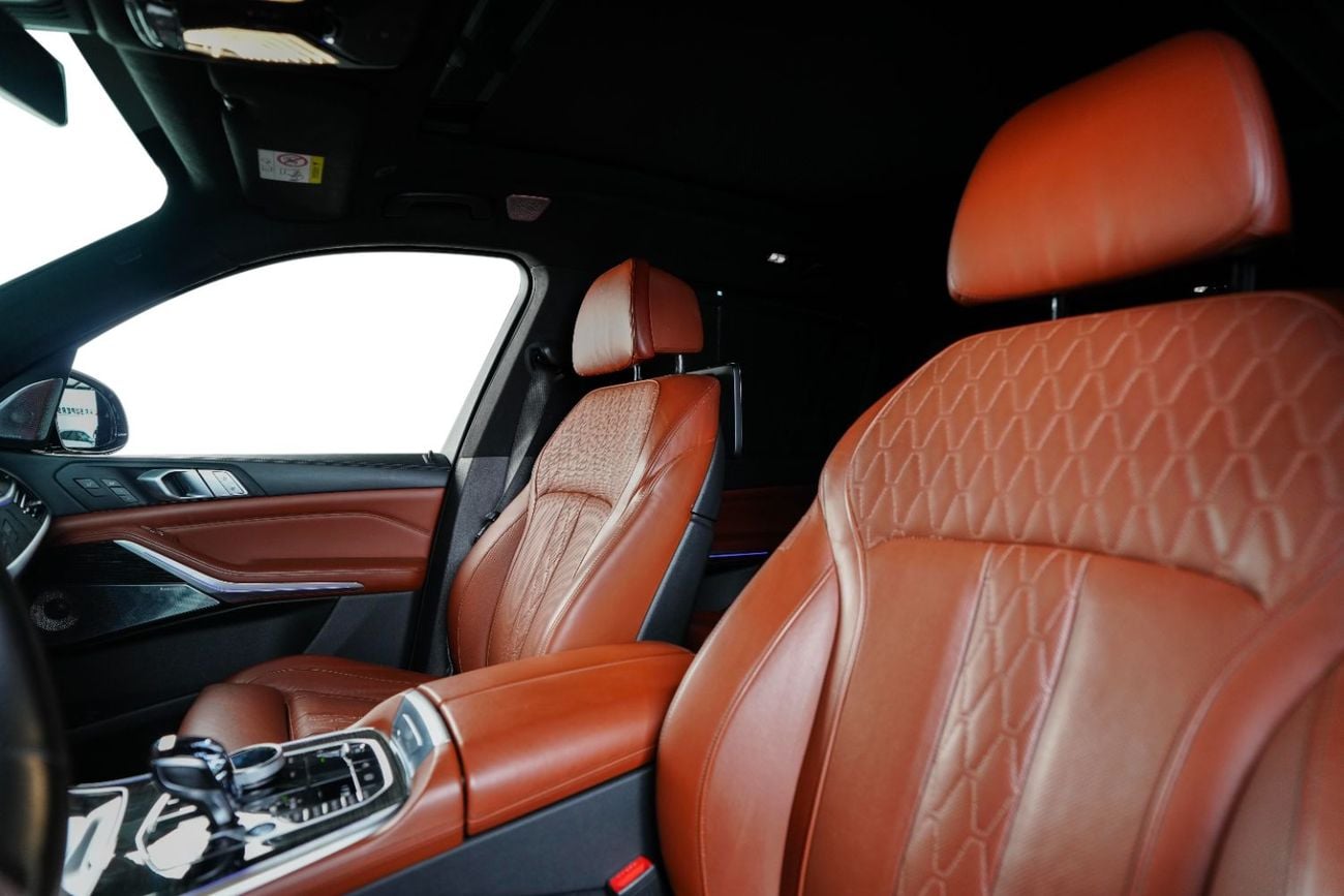 بي أم دبليو X7 50i M SPORT