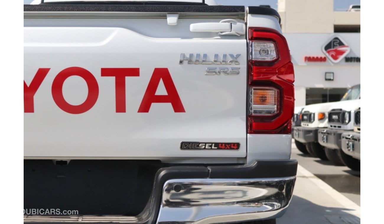 Toyota Hilux 2023 TOYOTA HILUX 2.8 DIESEL SR5 FULL OPTION **التصدير فقط خارج الخليج**