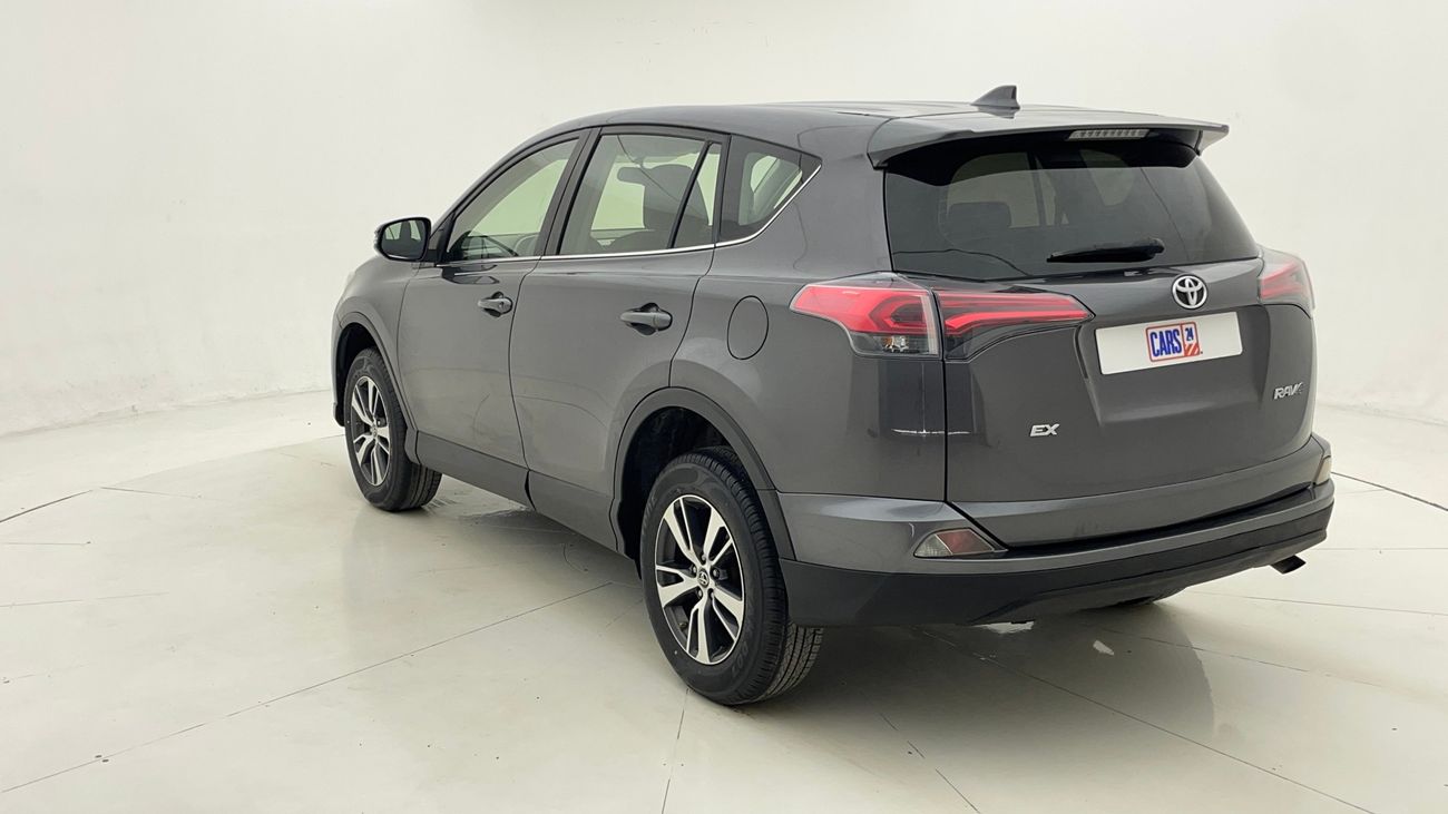 تويوتا راف ٤ EX 2.5 | بدون دفعة مقدمة | اختبار القيادة في المنزل