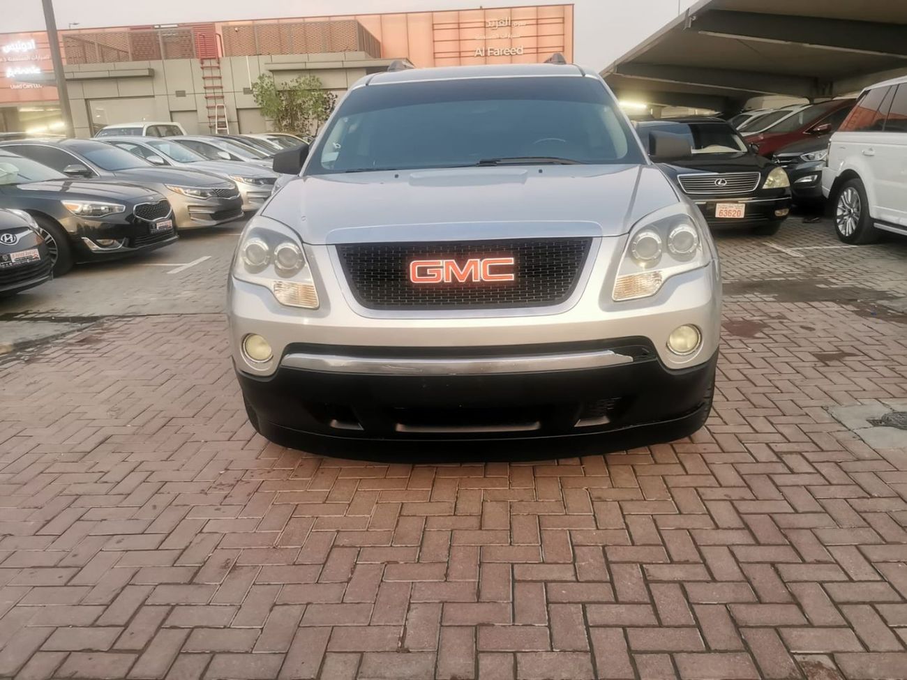 GMC Acadia In excellent condition and requires no expenses