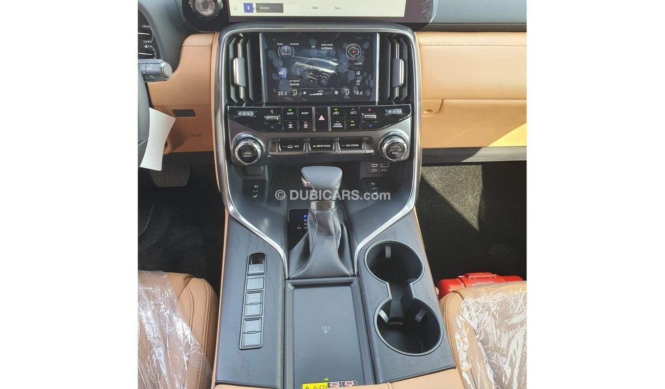 Lexus LX 600 SIGNATURE