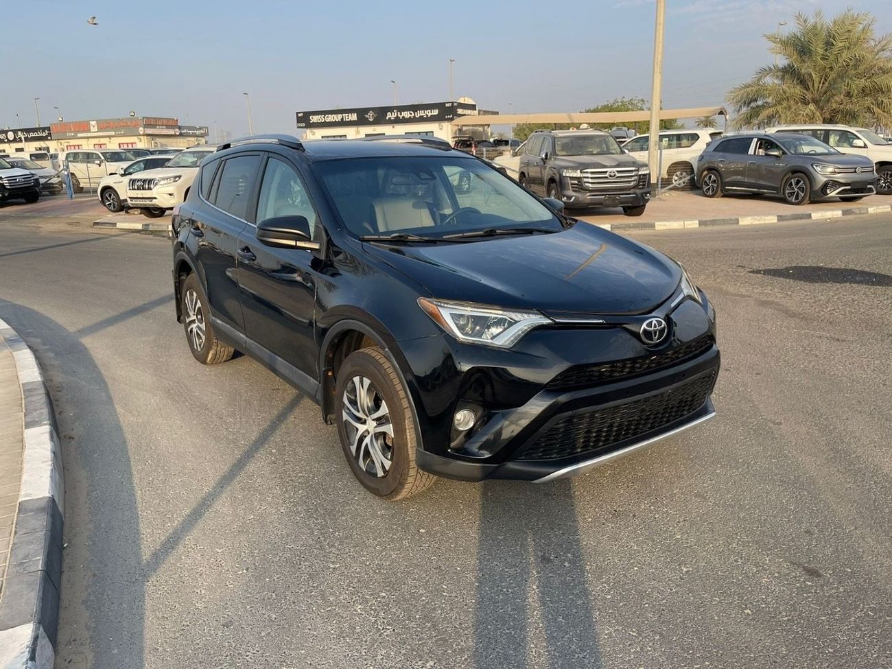 Used Toyota RAV 4 VX Rav4 2017 4x4 very good car 2017 for sale in Dubai