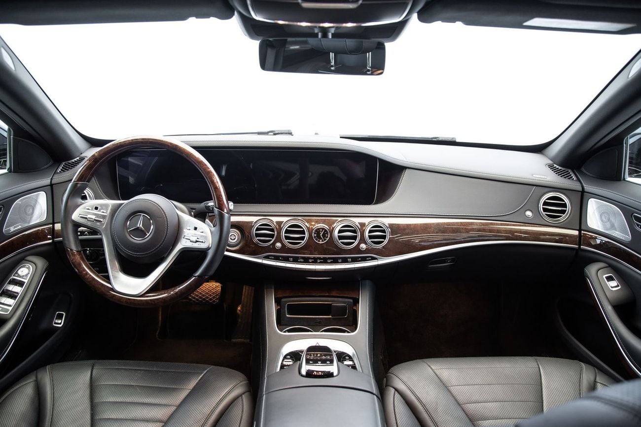 مرسيدس مايباخ S560 مايباخ