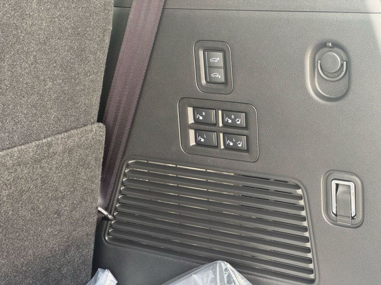 Nissan Armada 2025 Nissan Armada Pro4X, 3.5L TT V6, Canadian Spec, Brand New