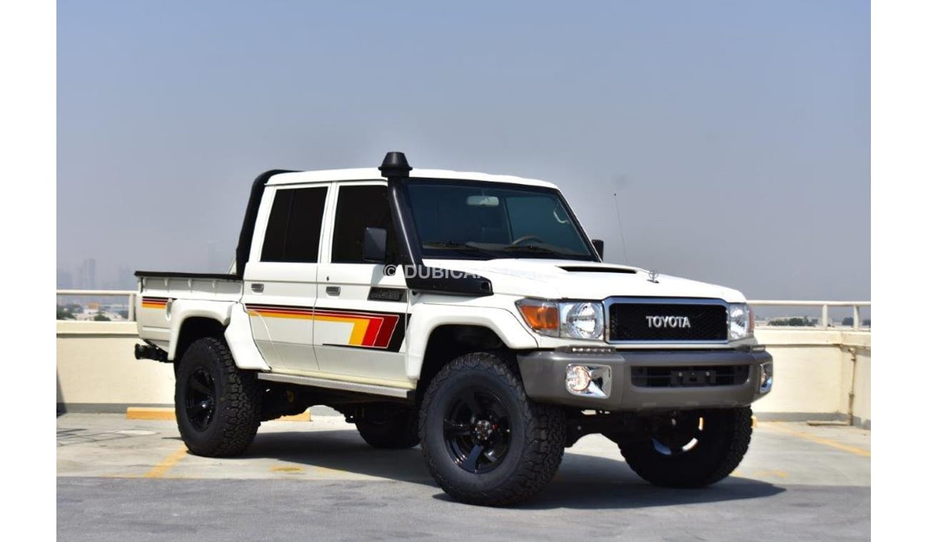 Toyota Land Cruiser Pick Up Double Cab  V8 4.5L   MT