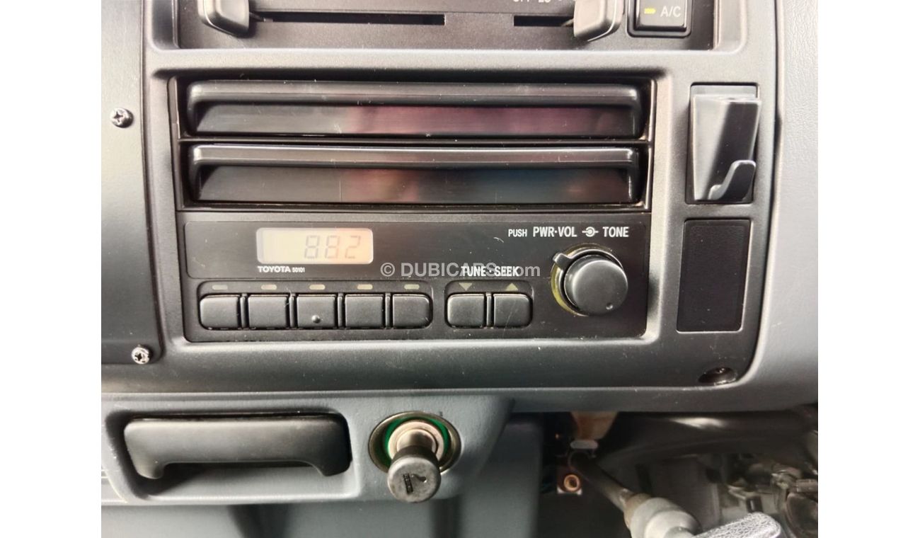 Toyota Dyna TOYOTA DYNA FIRE TRUCK RIGHT HAND DRIVE (PM1217)