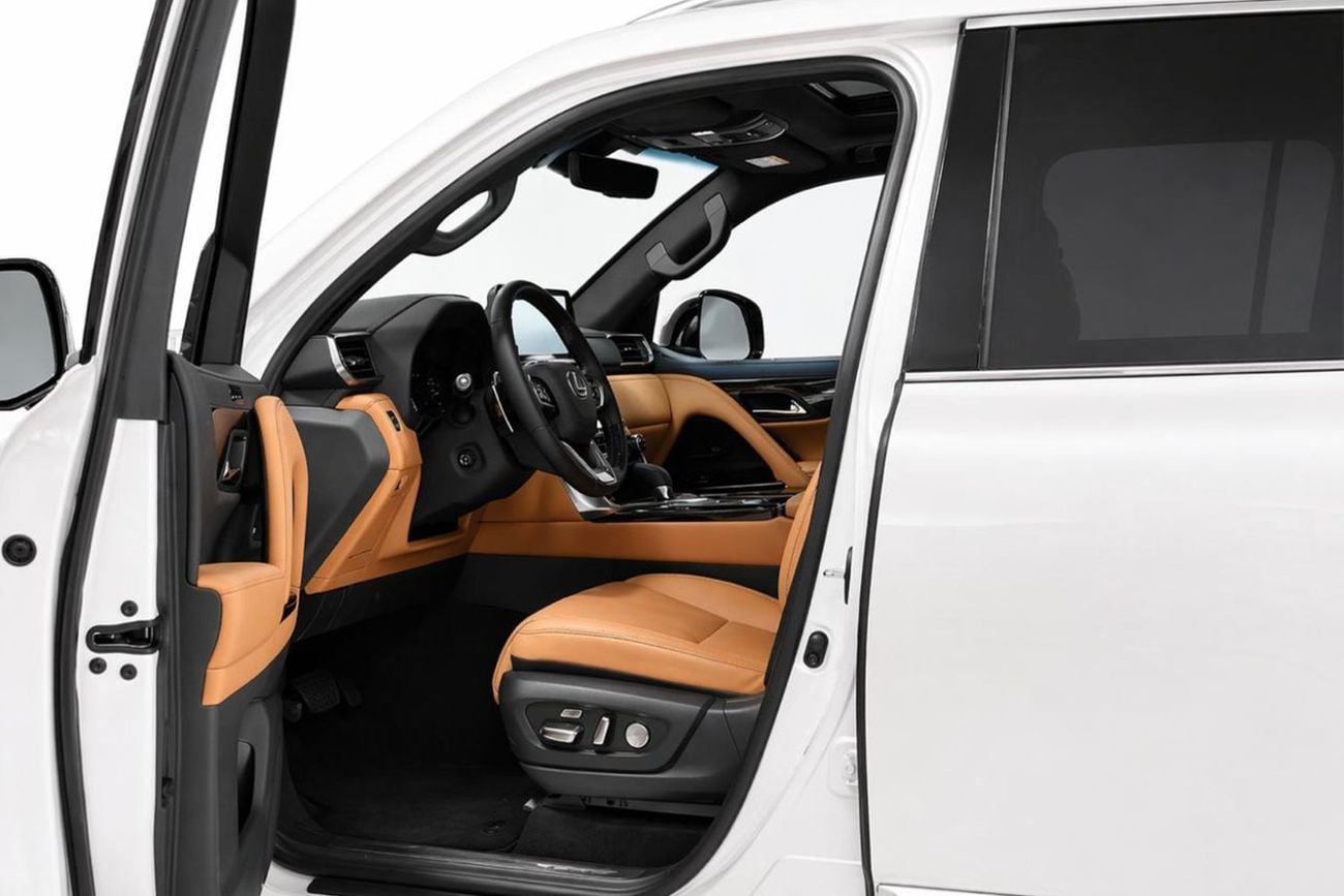 لكزس LX 700h Signature