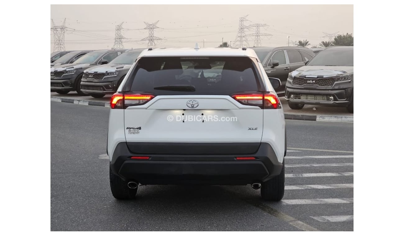 تويوتا راف ٤ 2020 Toyota Rav4 XLE 2.5l V4 /