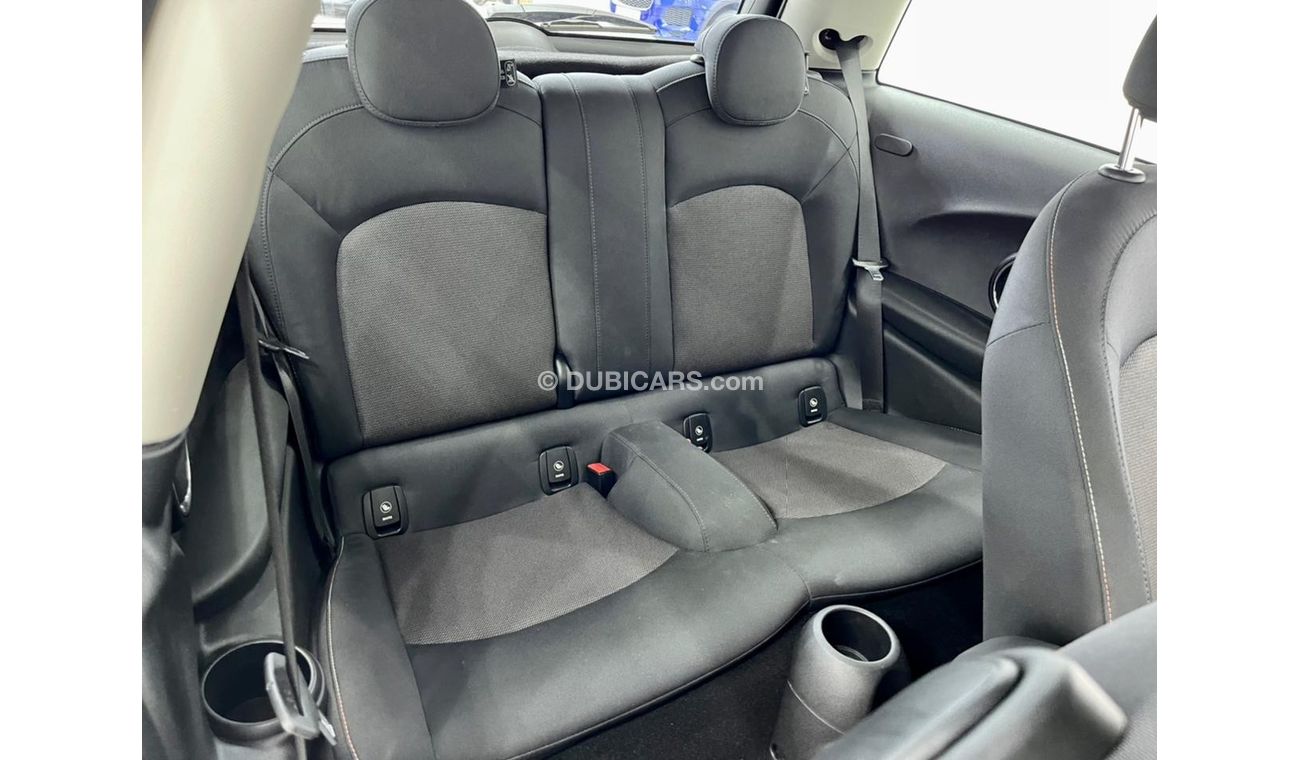 ميني كوبر Std 2019 Mini Cooper, Full Service History, Warranty, Low Mileage, GCC
