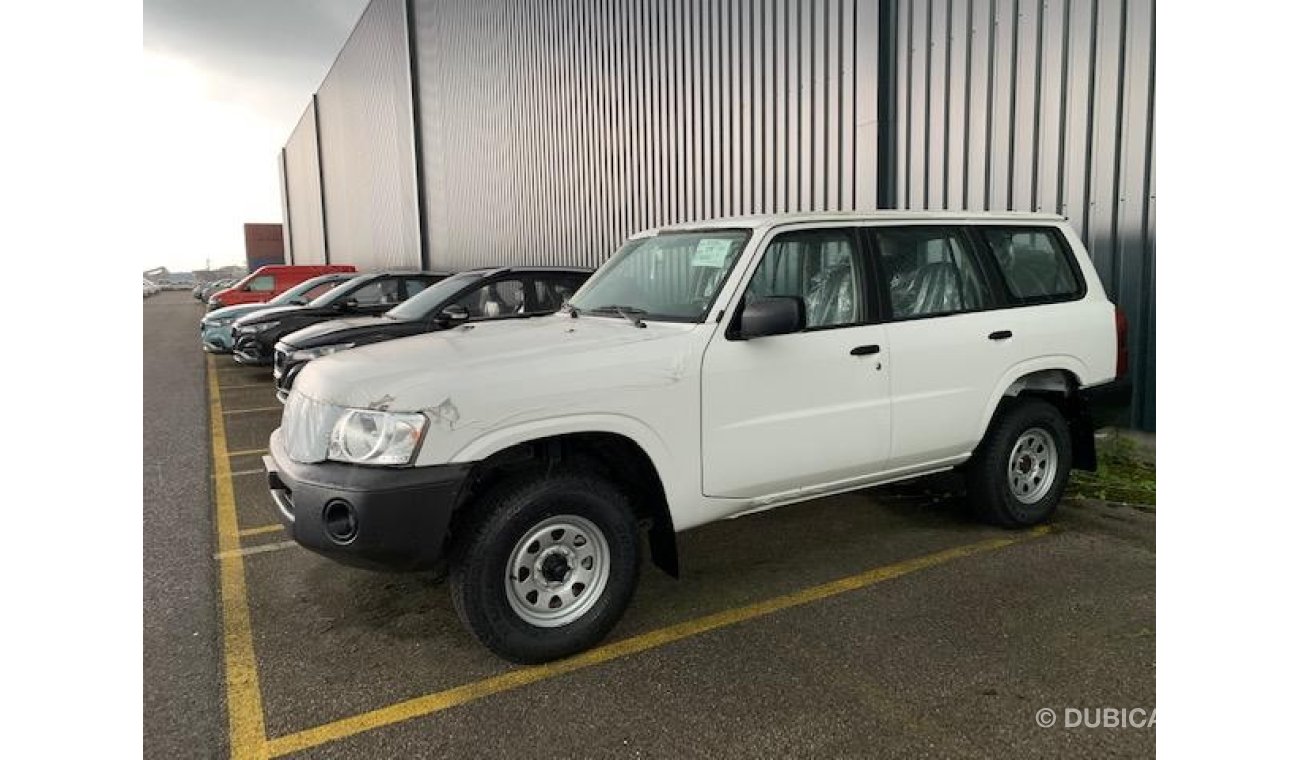 Nissan Patrol Y61 3.0L Diesel 4WD GL Manual (Only For Export Outside GCC Countries)
