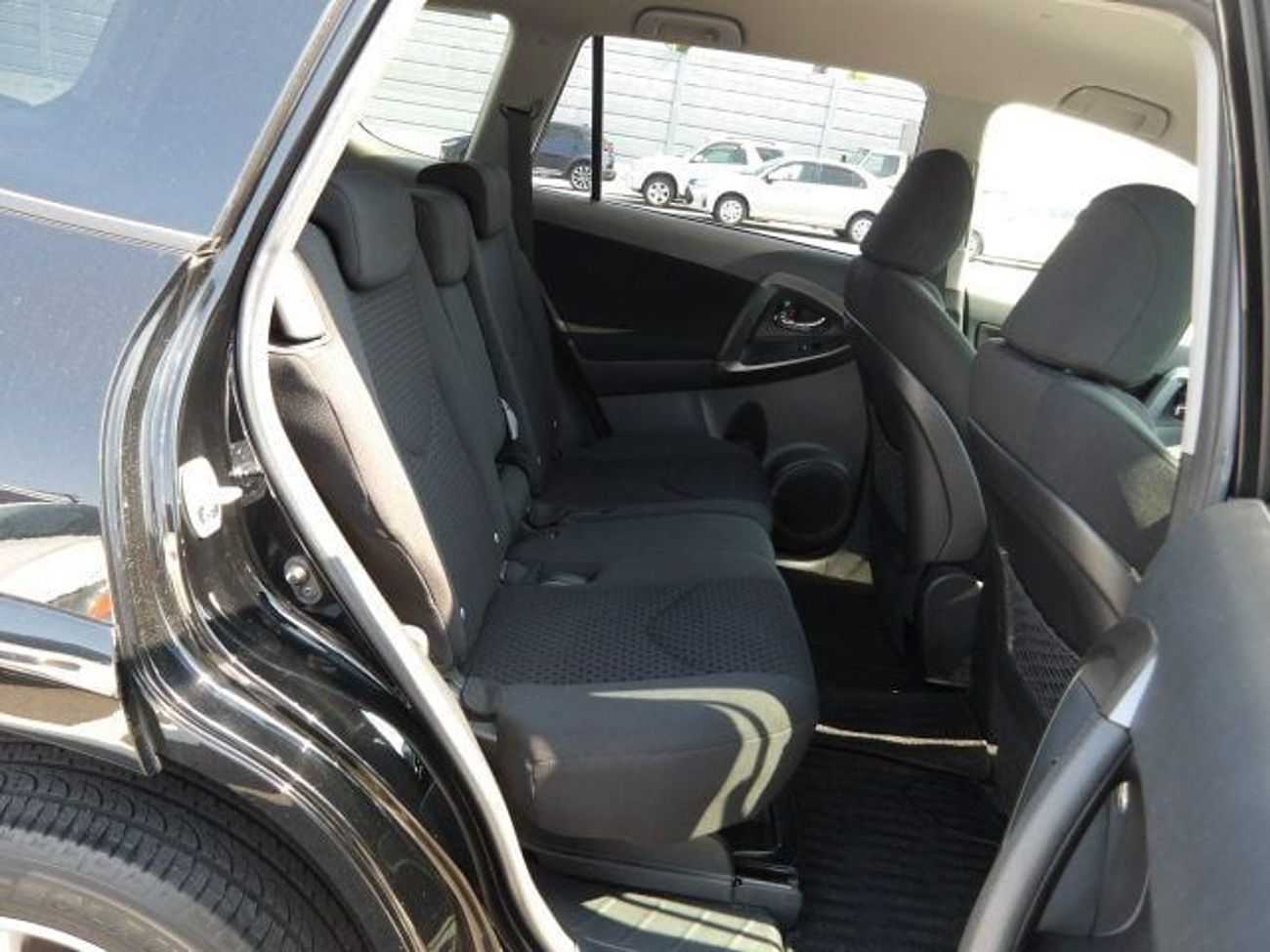 Toyota Vanguard 2.4L V4 PETROL /  240S S PKG/ACA38W / DVD / 7 STR / 2010