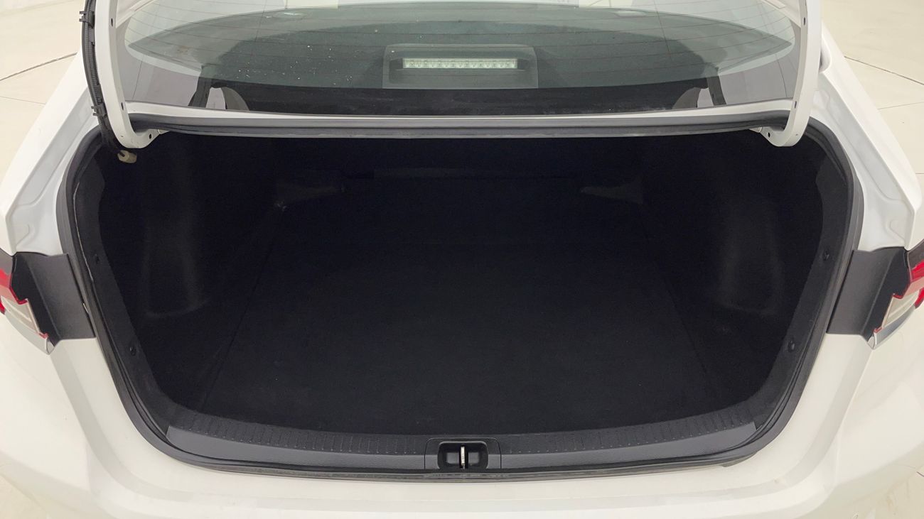 تويوتا كورولا XLI 1.6 | بدون دفعة مقدمة | اختبار القيادة في المنزل