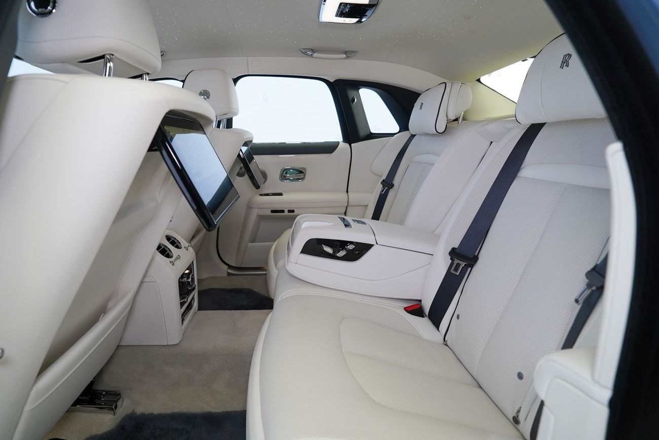 Rolls-Royce Ghost 6.75T Short Wheelbase