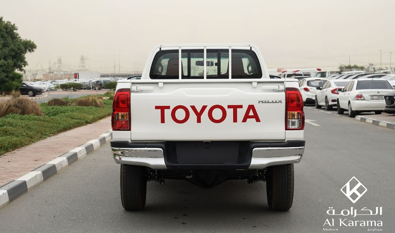 تويوتا هيلوكس 2.4L DLX-G 4x4 SC I Manual Trans. I GCC I 4 Cylinder