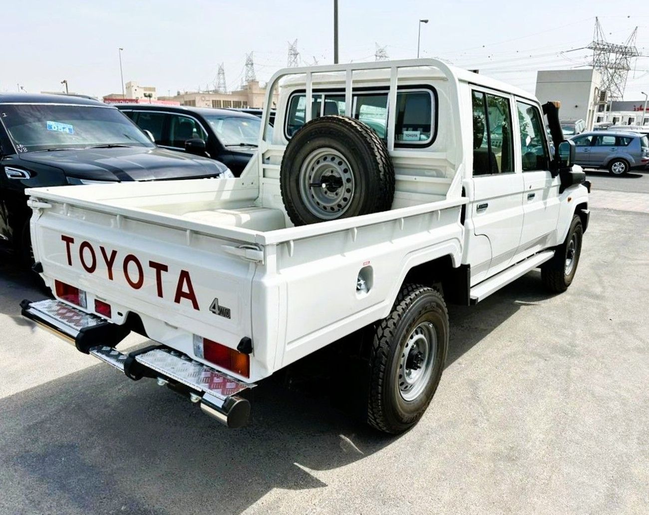 تويوتا لاند كروزر بيك آب Toyota LC Pickup 4WD 2.8L 2025 AT DC White Diesel (Export Only)