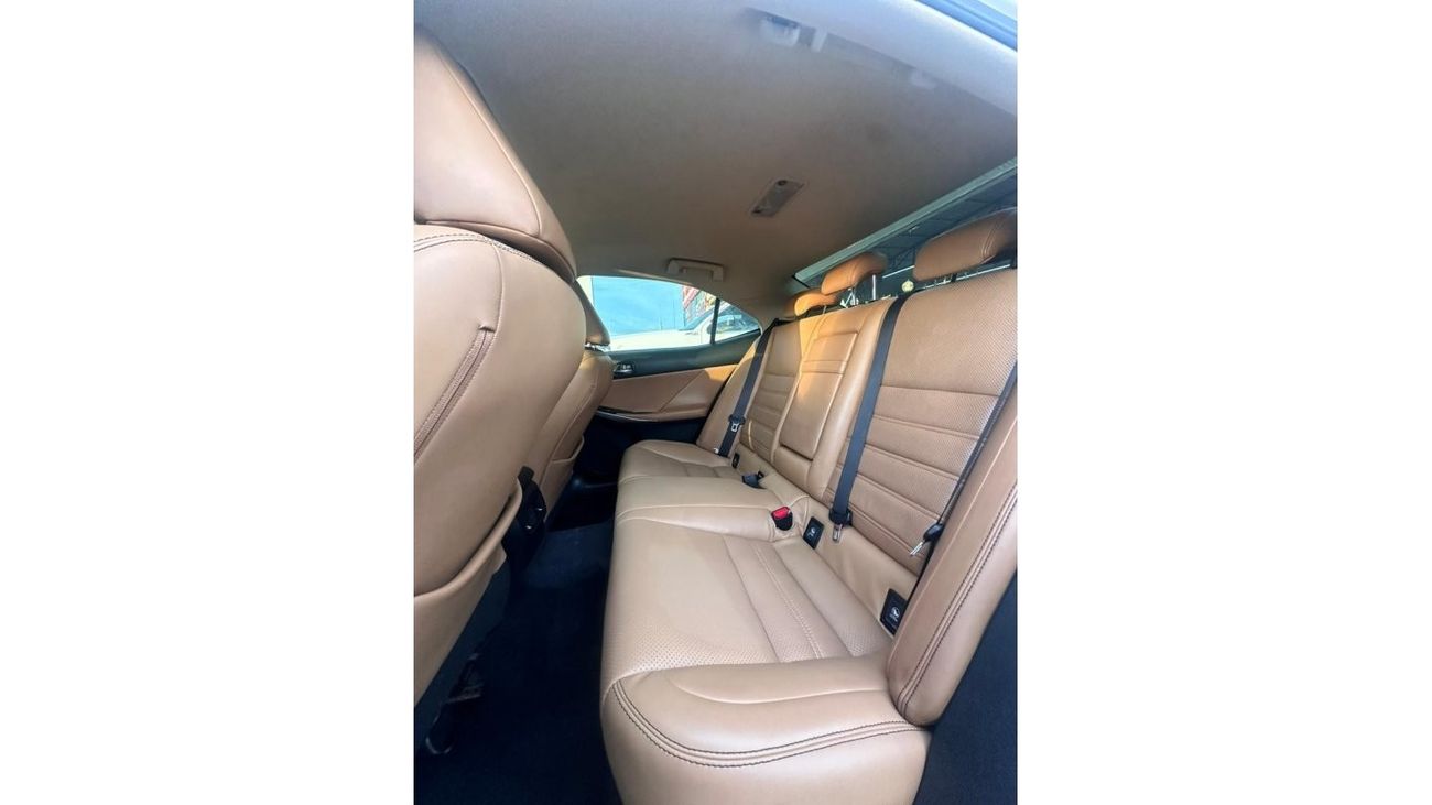 Lexus IS350 Platinum