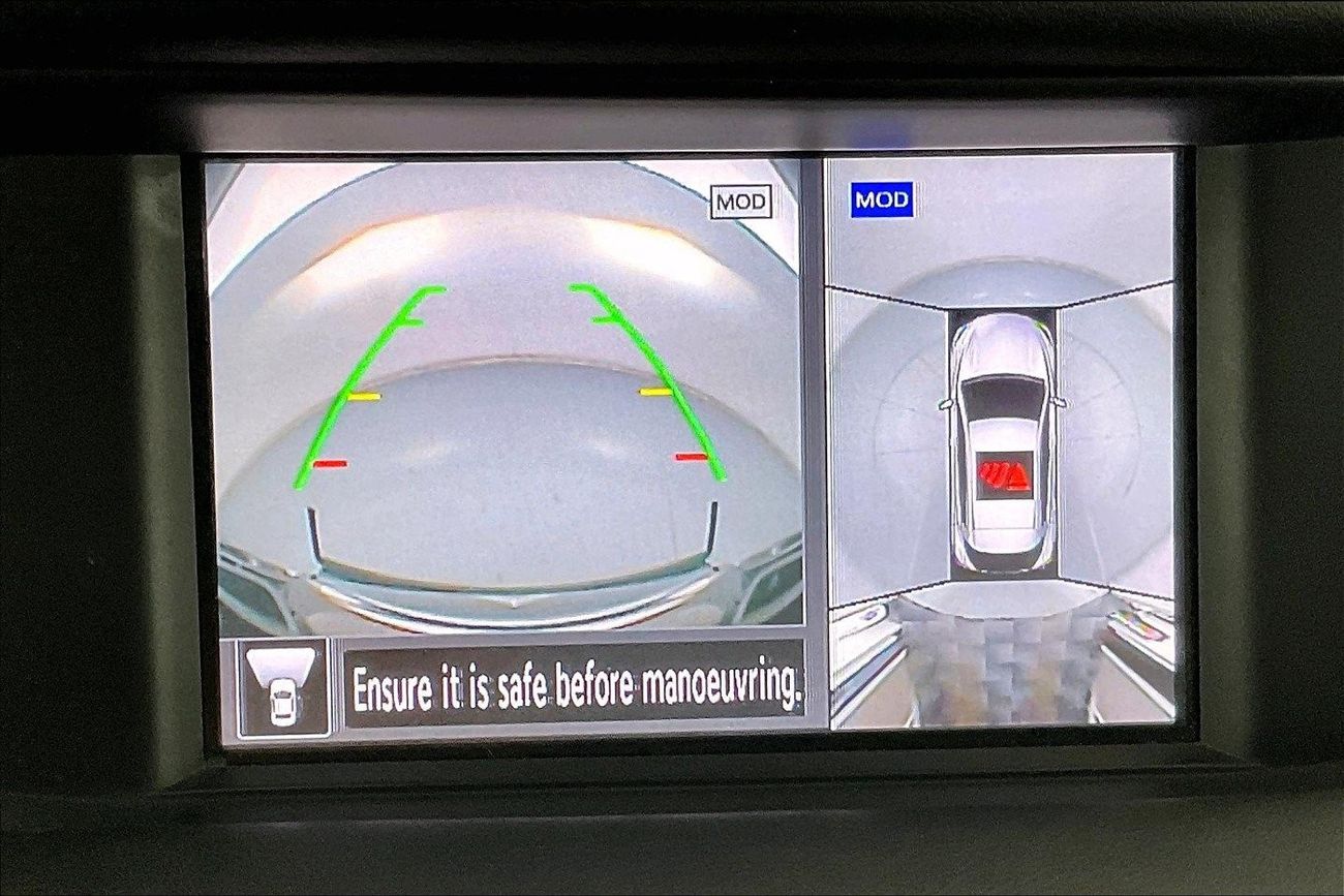 Infiniti QX30 Premium