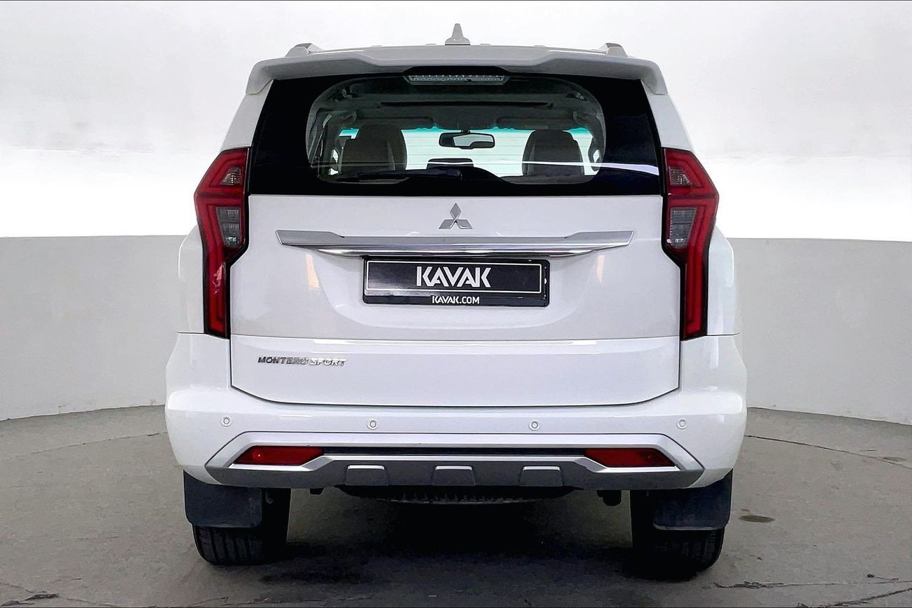 ميتسوبيشي مونتيرو سبورت GLS Premium | شامل الضمان | 0 ﺪﻔﻋﺓ ﺃﻮﻟﻯ