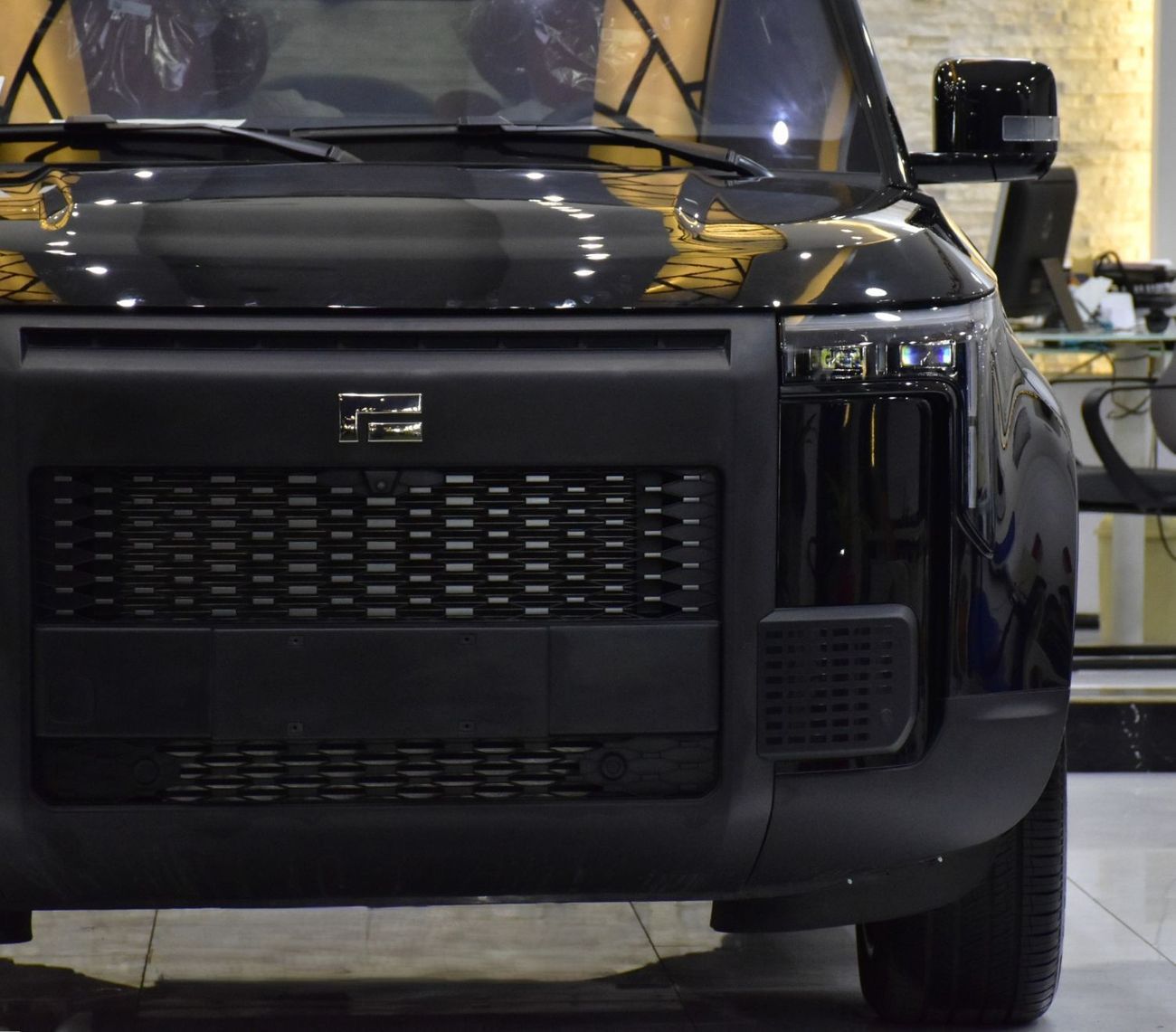 روكس 01 EXCELLENT DEAL for our ROX 01 V.I.P Long Range ( 2025 Model ) in Black Color Chinese Specs