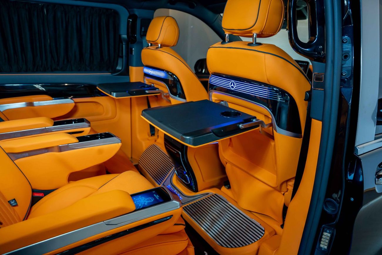 مرسيدس بنز V 250 VIP Luxury Interior | Reclining Seats, Sofa Bed  Ambient Lighting