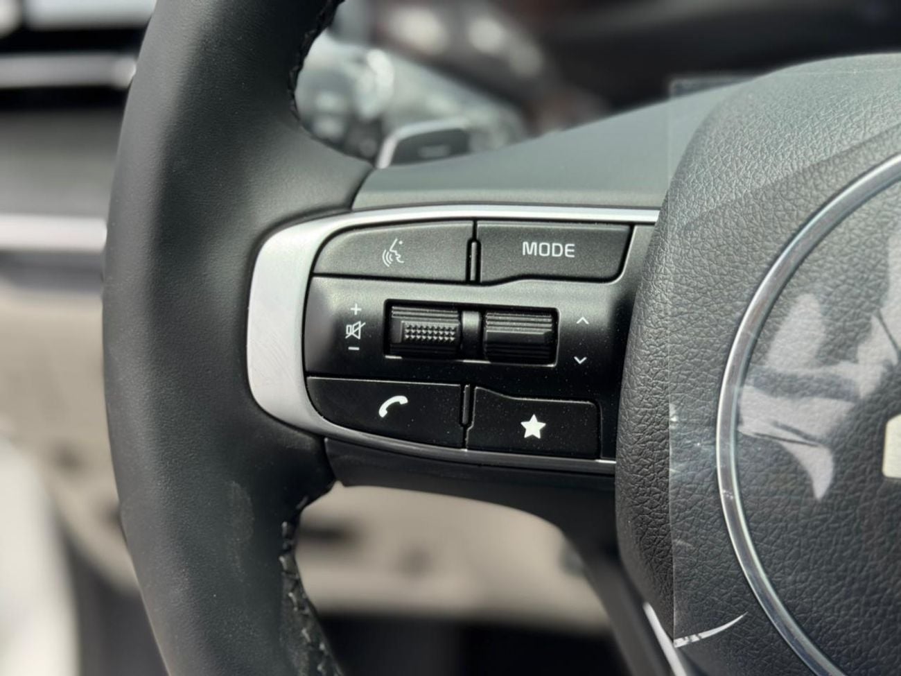 Kia K5 Kia K5  2026, GCC Specs HEV 2.0L