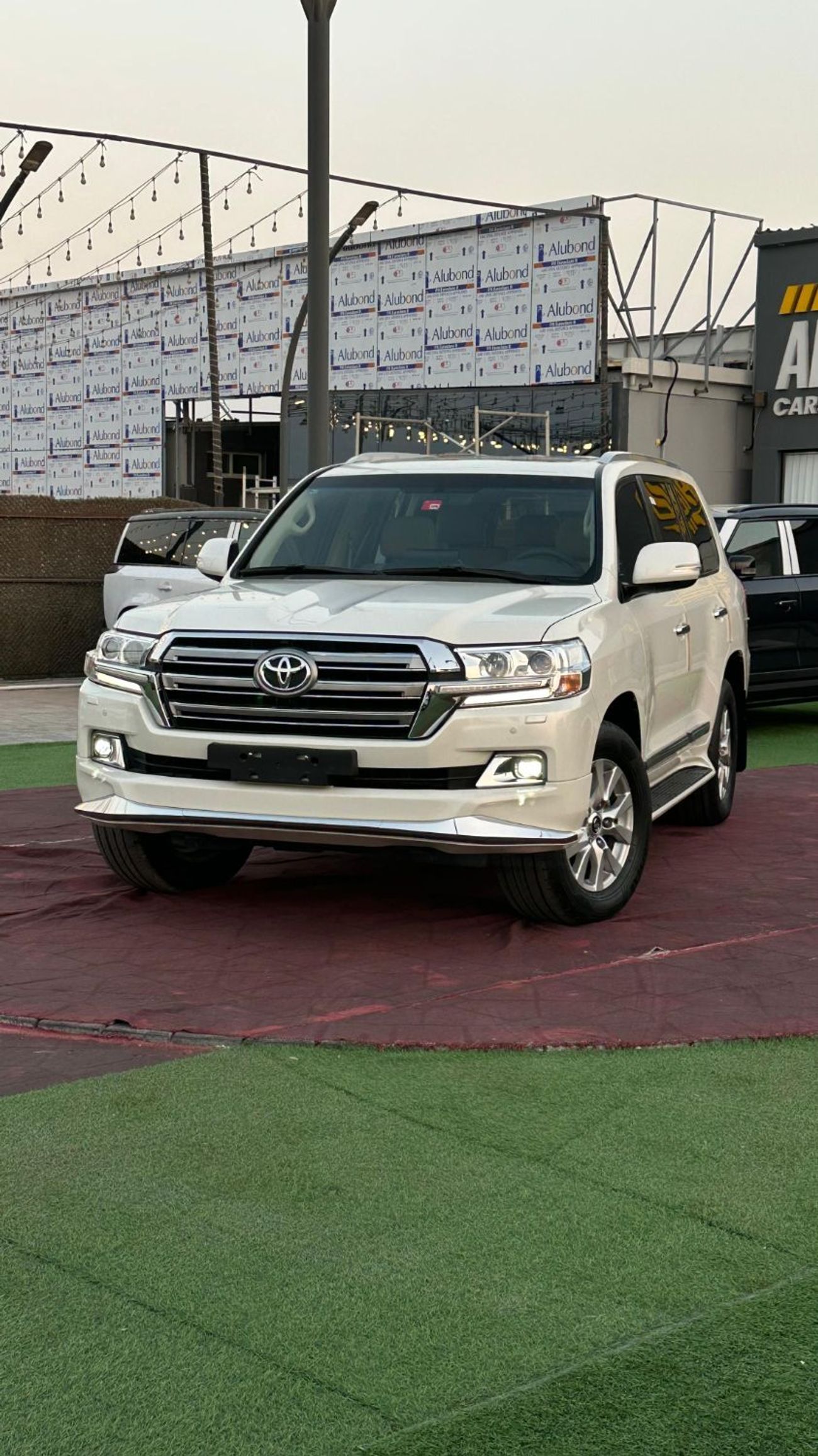 Toyota Land Cruiser GXR 4.6L