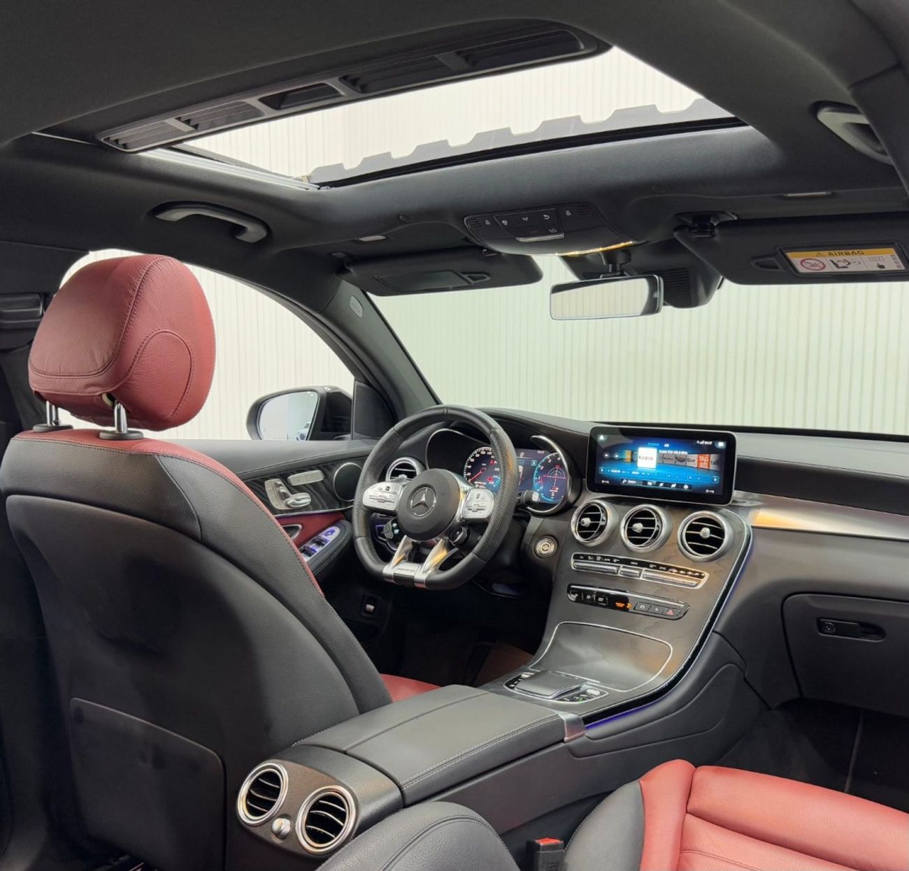 Mercedes-Benz GLC 43 AMG 4MATIC 2023 Mercedes-AMG GLC 43, Agency Warranty Till 11/27 + Service Package, Full Service History,