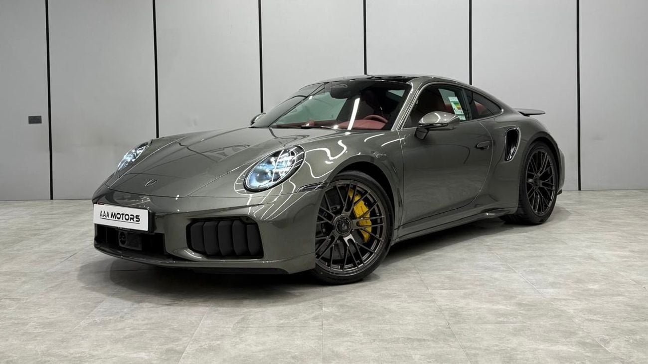 Porsche 911 TURBO S | GCC | Dealer warranty