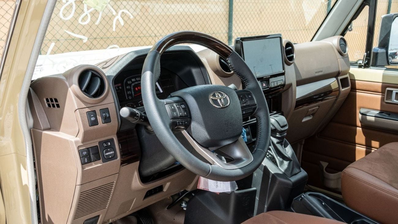 تويوتا لاند كروزر بيك آب 2026 Toyota LC79 2.8L AT Diesel Full Option (Beige-Brown)
