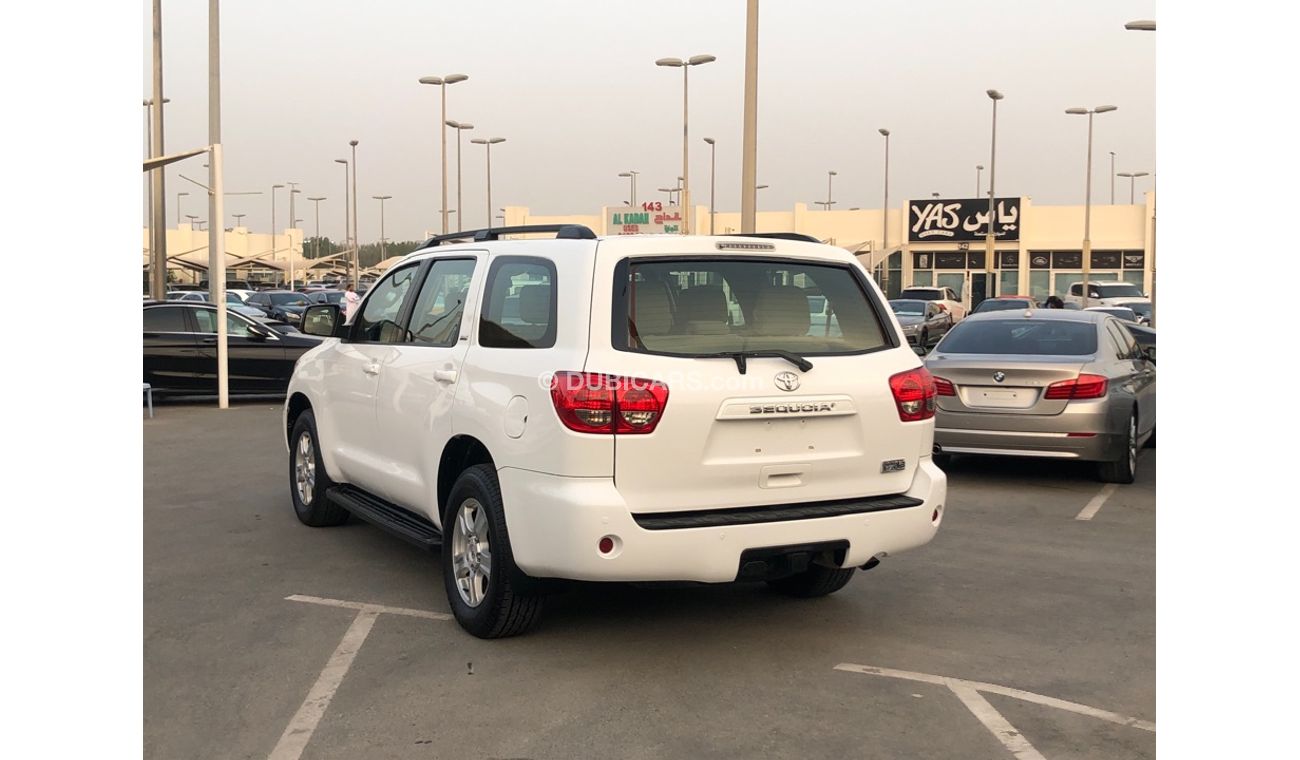 تويوتا سيكويا موديل 2013 خليجي حاله ممتازه من الداخل والخارج